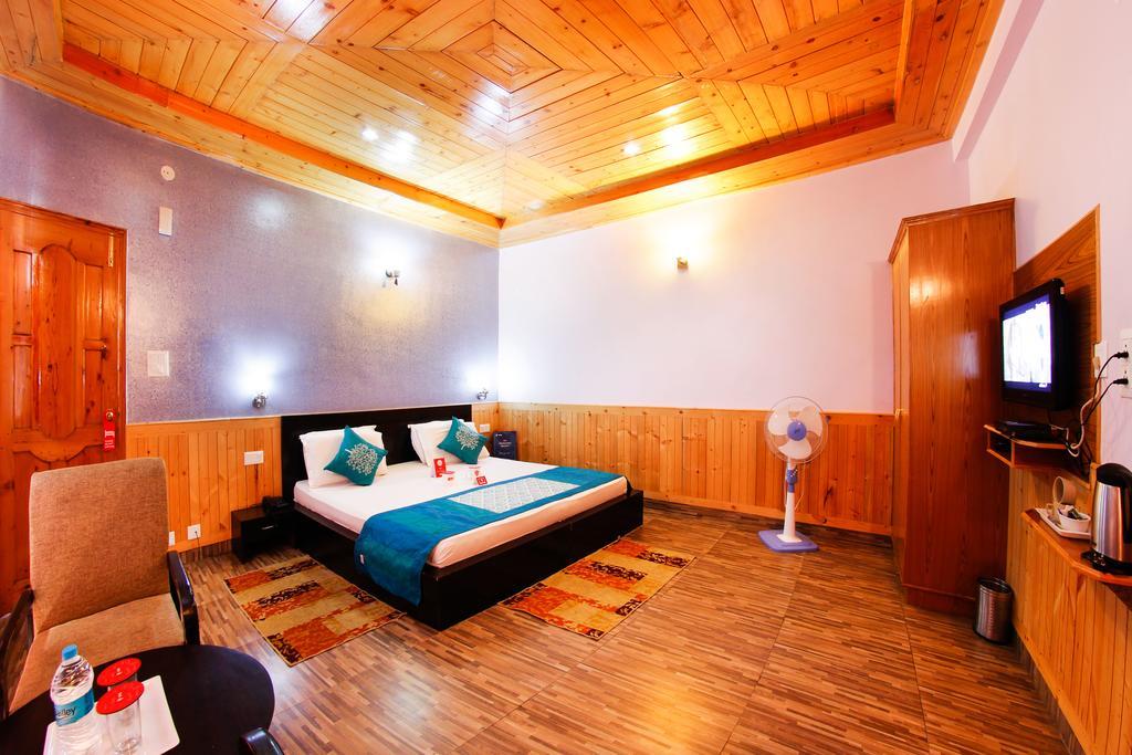 Village Live In Resort Chail Bagian luar foto