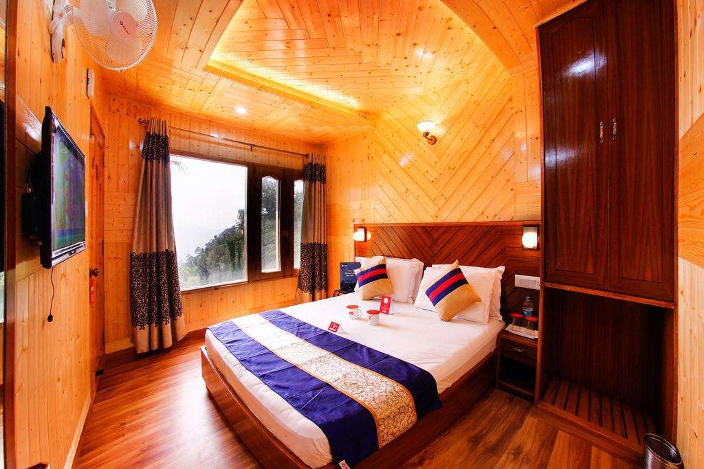 Village Live In Resort Chail Bagian luar foto
