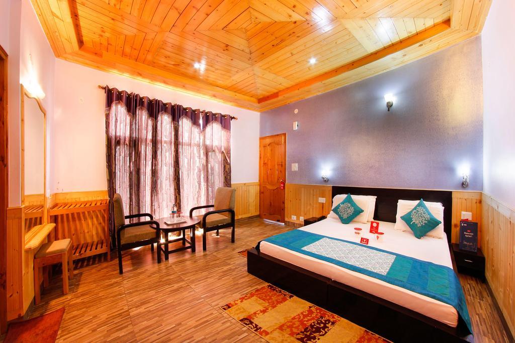 Village Live In Resort Chail Bagian luar foto